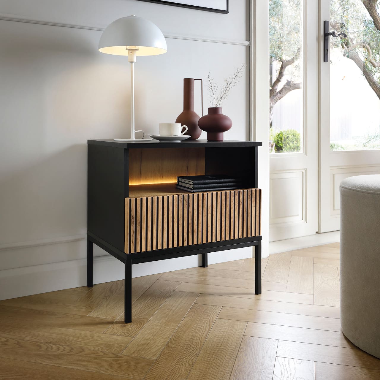 Noční stolek SANTO 07 černý / dub wotan - Obrázek 5