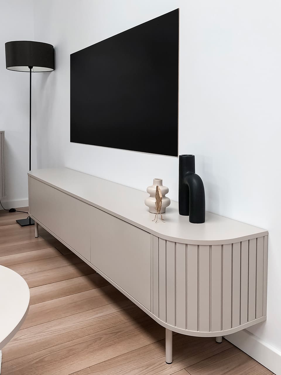 Komoda RTV 220 2K ZENO kašmír / černá - Obrázek 10